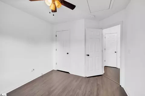 327 Hampton Ridge Dr, Greer, SC 29651 photo 11