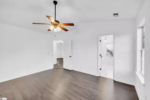 327 Hampton Ridge Dr, Greer, SC 29651 photo 15