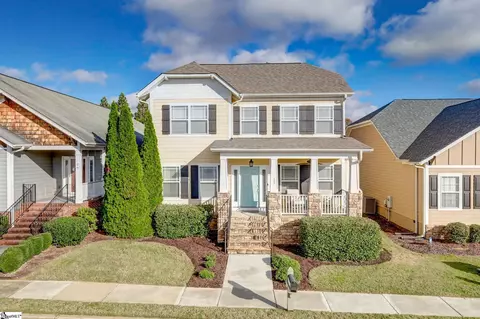 22 Pine Island Dr, Simpsonville, SC 29681