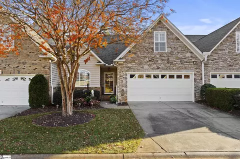 60 Reddington Dr, Greer, SC 29650