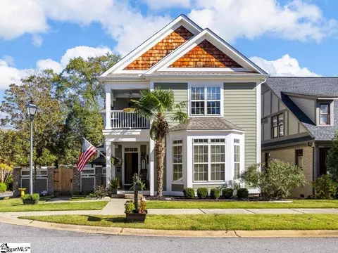 201 Chessington Ln, Simpsonville, SC 29681