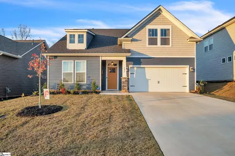 203 Benjamin Dr, Easley, SC 29642
