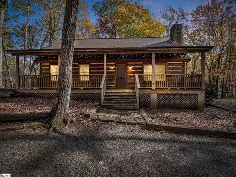 401 Glenolden Dr, Landrum, SC 29356