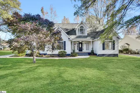 116 Brendle Dr, Simpsonville, SC 29681