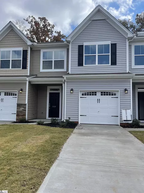 206 Brochaill Ct, Powdersville, SC 29673