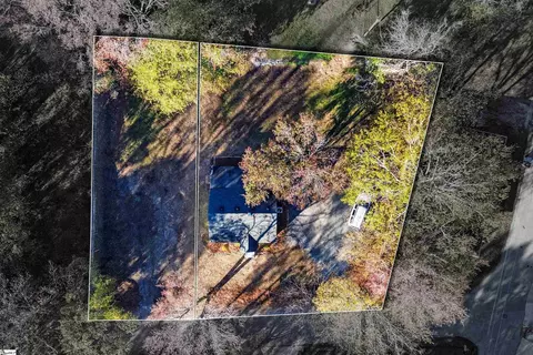 23 Cuttino Cir, Greenville, SC 29609