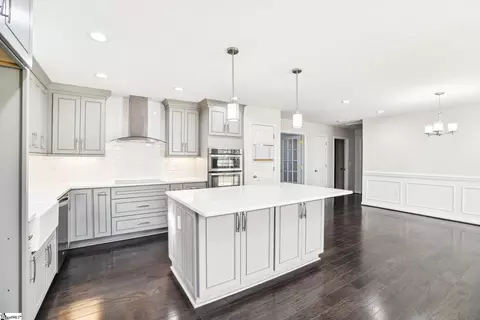 Kitchen - 12 Seaside Ln, Greer, SC 29650 photo 2 of 3