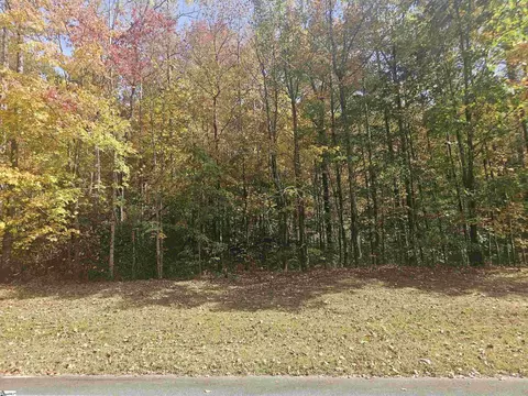 1110 Panther Park Trl, Travelers Rest, SC 29690