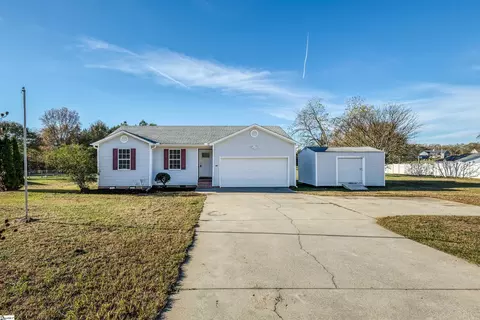 267 Clardy Rd, Pelzer, SC 29669