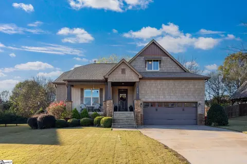 220 Harvest Wood Ln, Woodruff, SC 29388