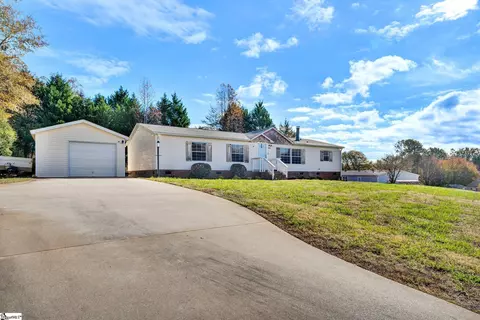 108 Crest Ln, Easley, SC 29640 photo 25