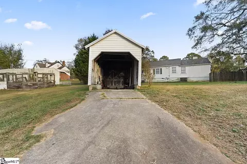 Other - 40 Smith St, Ware Shoals, SC 29692 photo 4 of 6