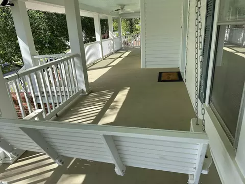 Exterior - 40 Smith St, Ware Shoals, SC 29692 photo 7 of 7