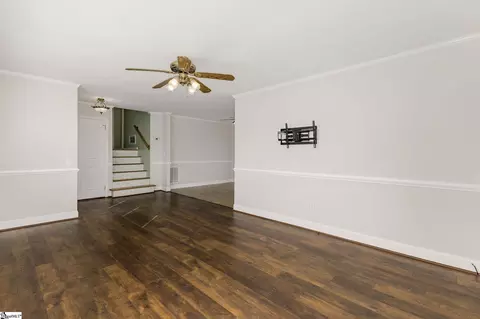 Living - 5 Latimer St, Honea Path, SC 29654 photo 3 of 4