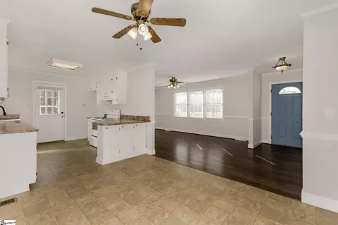 Living - 5 Latimer St, Honea Path, SC 29654 photo 1 of 4