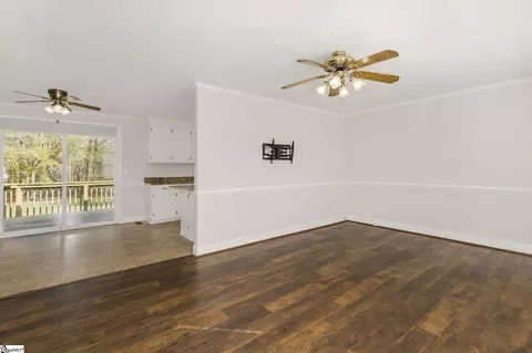 Living - 5 Latimer St, Honea Path, SC 29654 photo 4 of 4