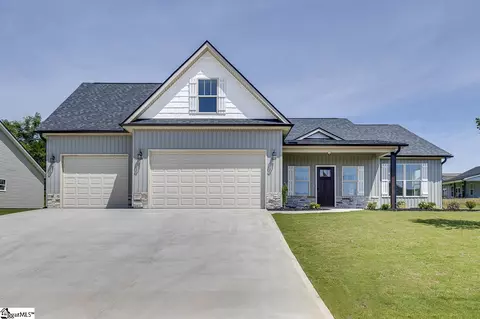 112 Legacy Ln, Pickens, SC 29671