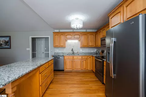Kitchen - 108 E Commodore Dr, Cross Hill, SC 29332 photo 1 of 4