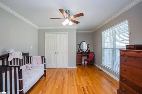 Bedroom - 108 E Commodore Dr, Cross Hill, SC 29332 photo 6 of 9