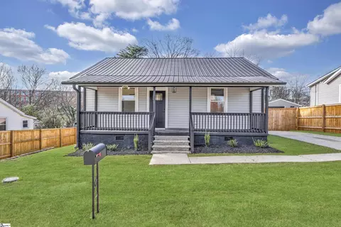21 Saco St, Greenville, SC 29611