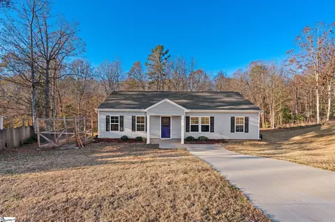 3 Stern Ct, Greenville, SC 29617