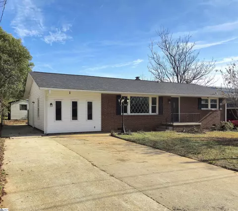 213 Maryland Ave, Greenville, SC 29611