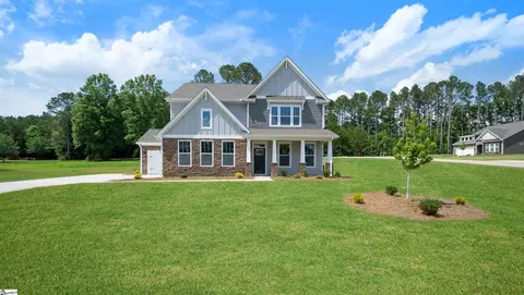 262 Oakmonte Cir, Abbeville, SC 29620