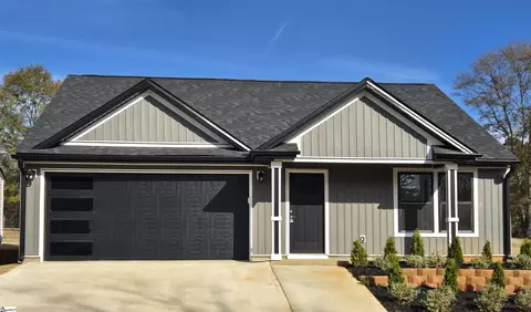 127 Sunrise Rd, Spartanburg, SC 29302