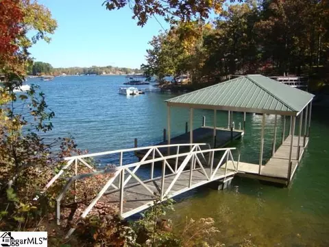 5 Dodgins Ln, Seneca, SC 29672 photo 3