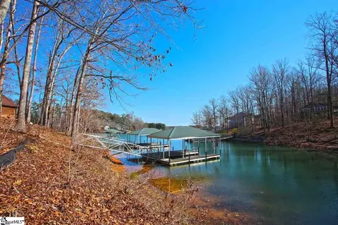 6 Dodgins Ln, Seneca, SC 29672 photo 4