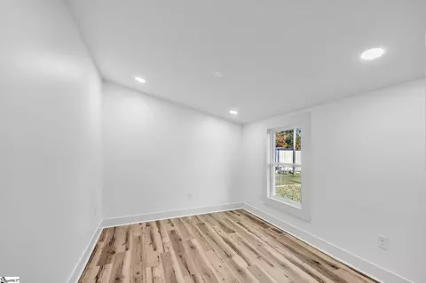 Bedroom - 200 Wright St, Laurens, SC 29360 photo 1 of 2