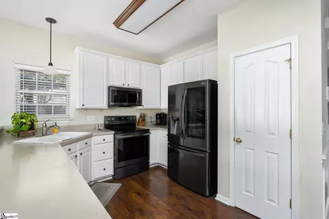 2 Stockbridge Dr, Greer, SC 29650 photo 10