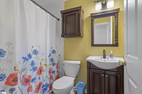 Bath - 400 Herringbone Run, Easley, SC 29642 photo 2 of 2