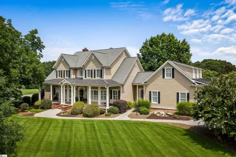 201 Vinings Xing, Belton, SC 29627