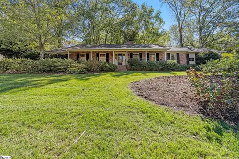 41 Stillwood Dr, Greenville, SC 29607