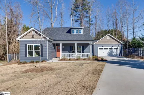 5 Mizzenmast Ct, Greenville, SC 29617