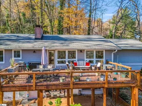 Exterior - 305 Meadowlark Dr, Tryon, NC 28782 photo 7 of 8