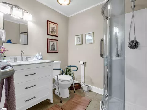 Bath - 305 Meadowlark Dr, Tryon, NC 28782 photo 5 of 5