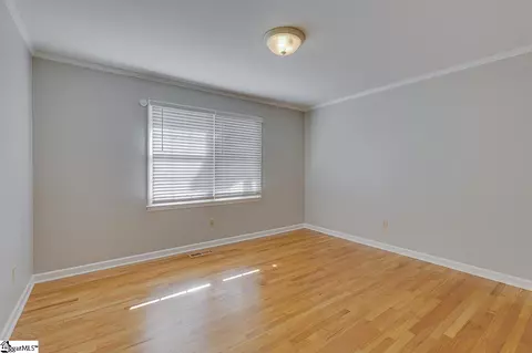 Bedroom - 205 Hammett Rd, Greer, SC 29650 photo 2 of 5