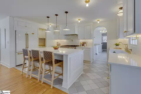 Kitchen - 205 Hammett Rd, Greer, SC 29650 photo 1 of 4