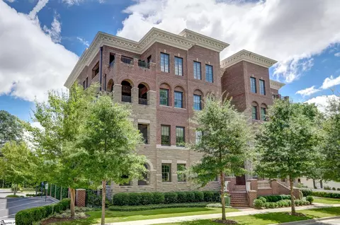 103 Cleveland St #402, Greenville, SC 29601