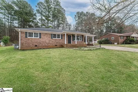 319 Marconi Dr, Spartanburg, SC 29303