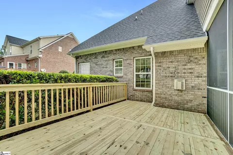 Exterior - 4 Barnstable Ct, Greer, SC 29650 photo 8 of 9