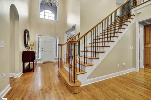 Entry Way - 4 Barnstable Ct, Greer, SC 29650 photo 1 of 4