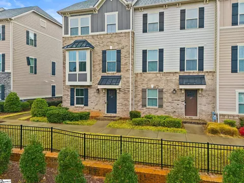 29 Itasca Dr, Greenville, SC 29609