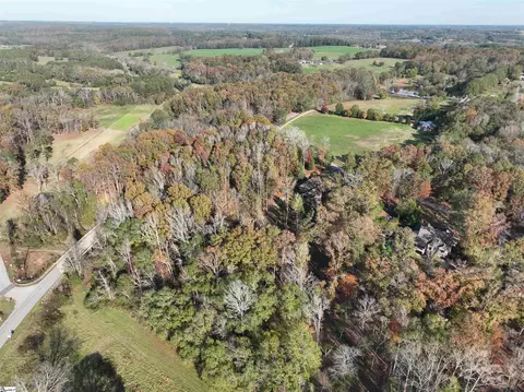 102 Benfields Rdg, Williamston, SC 29697 photo 4