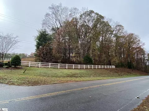 102 Benfields Rdg, Williamston, SC 29697 photo 13