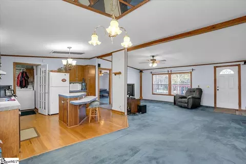 871 E Main St, Pacolet, SC 29372 photo 5