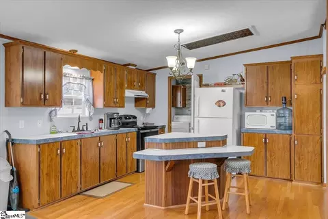 871 E Main St, Pacolet, SC 29372 photo 6