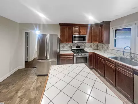 204 Robinall Dr, Easley, SC 29642 photo 18